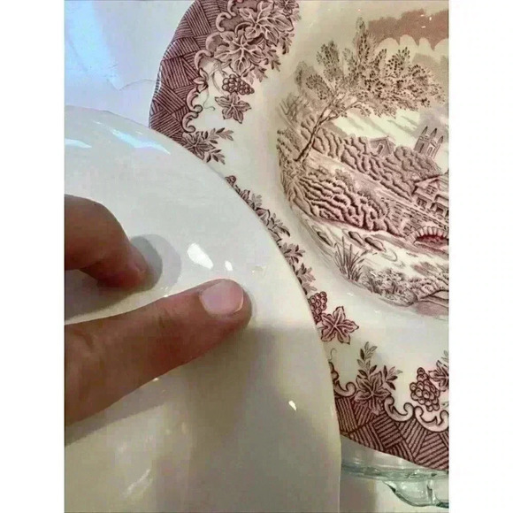 Churchill Rosa Red Willow Coupe Bowl 8.5'  Lot 2 bowls - Picture 9 of 13